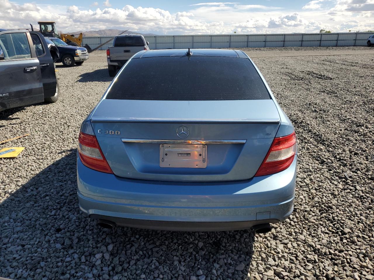 2010 MERCEDES-BENZ C 300 photo 16