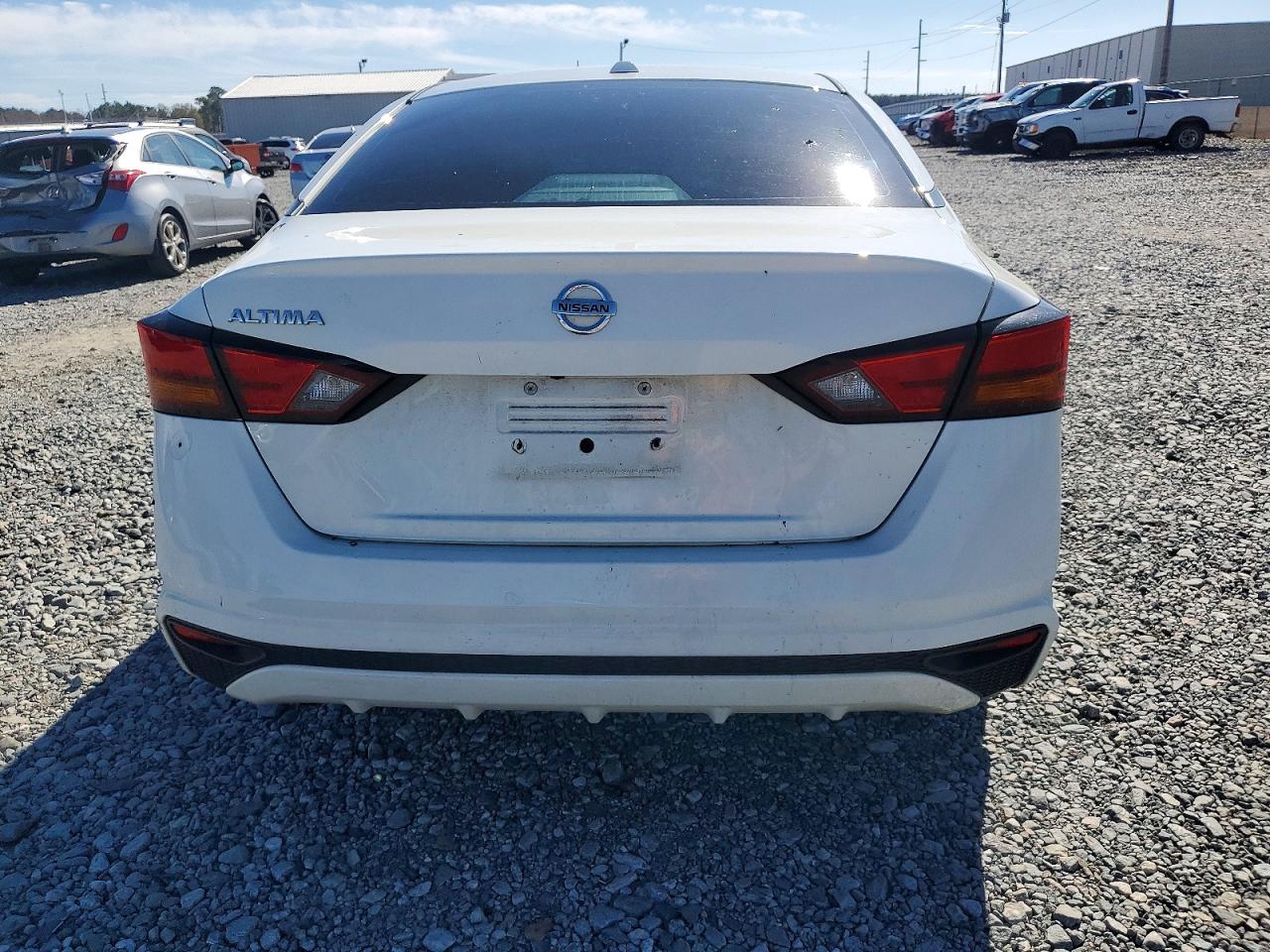 2019 NISSAN ALTIMA S photo 11