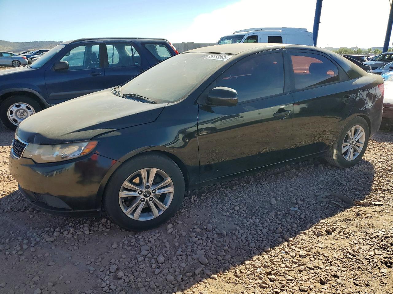 2013 KIA FORTE