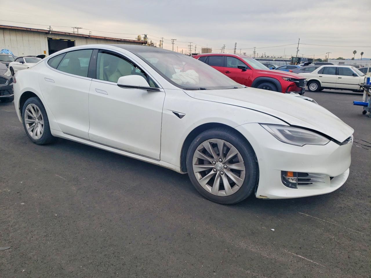 2018 TESLA MODEL S photo 7