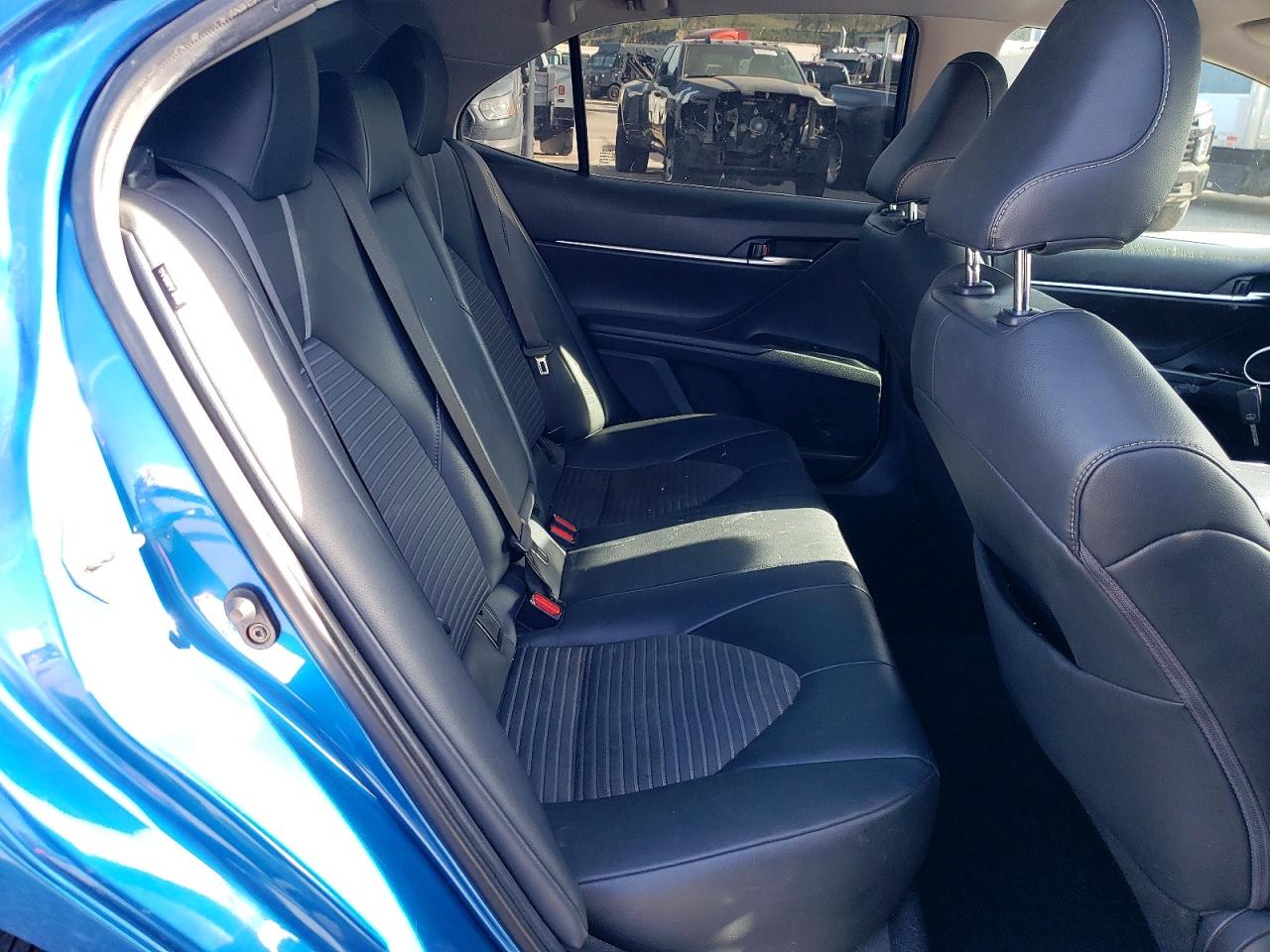 2019 TOYOTA CAMRY L photo 28