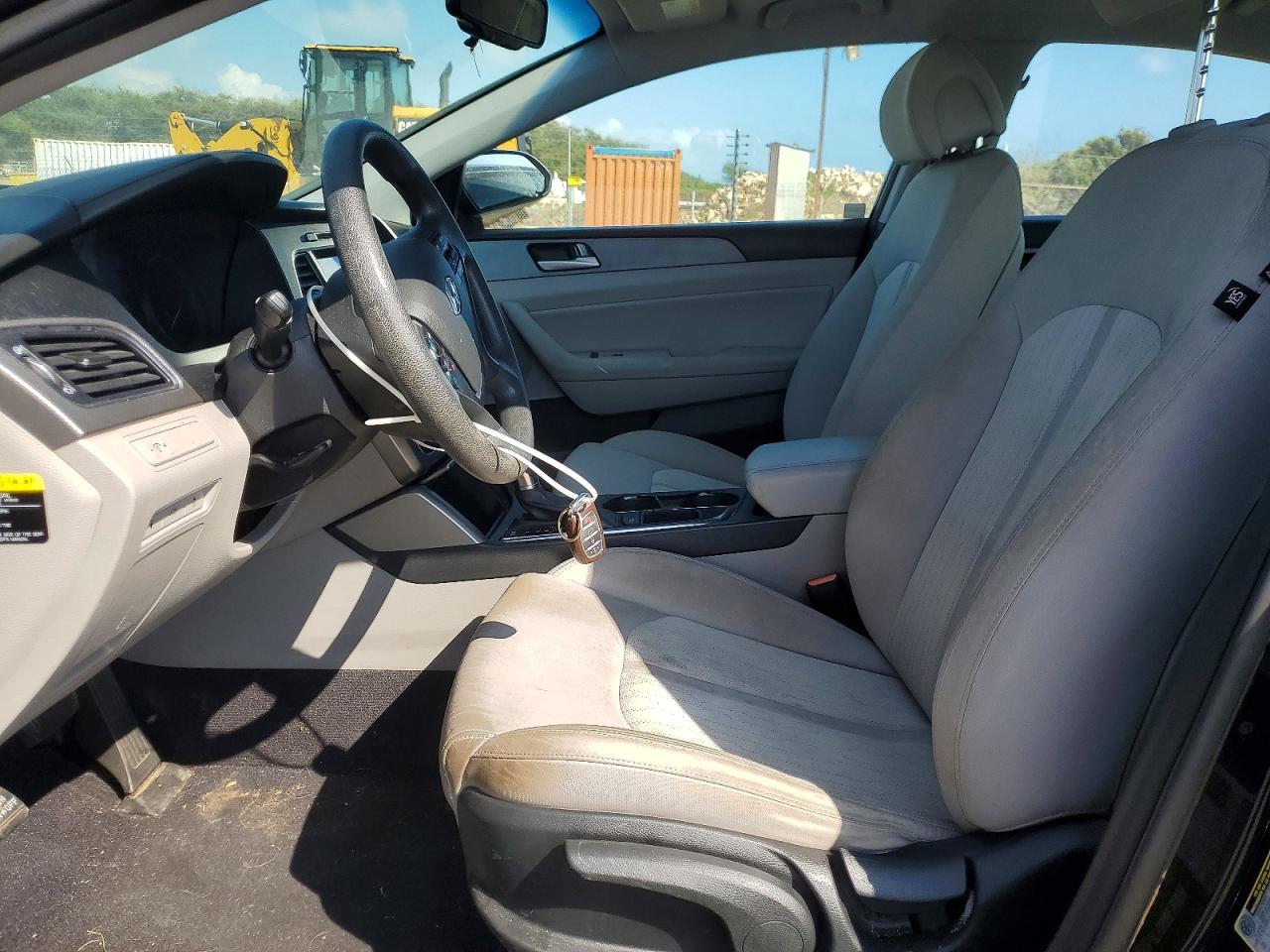 2017 HYUNDAI SONATA HYBRID photo 7