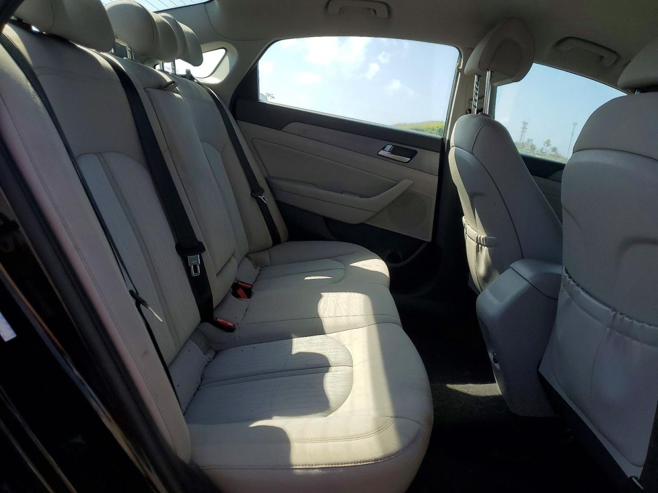 2017 HYUNDAI SONATA HYBRID photo 10