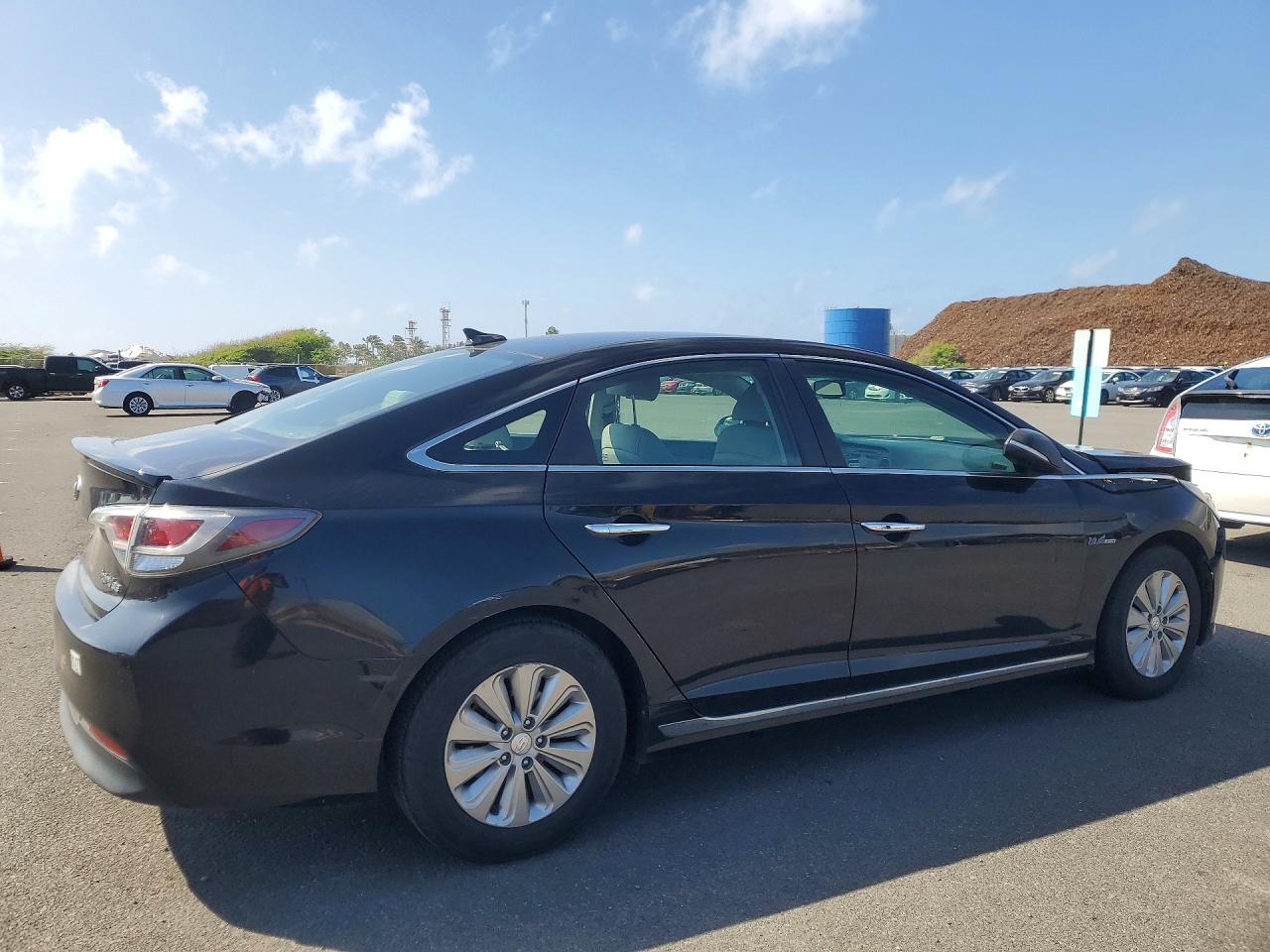 2017 HYUNDAI SONATA HYBRID photo 3
