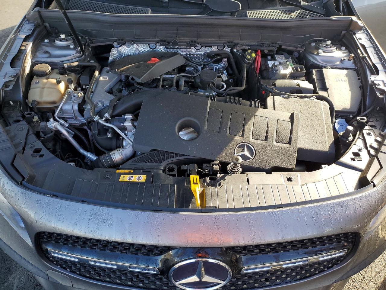 2021 MERCEDES-BENZ GLB 250 photo 11