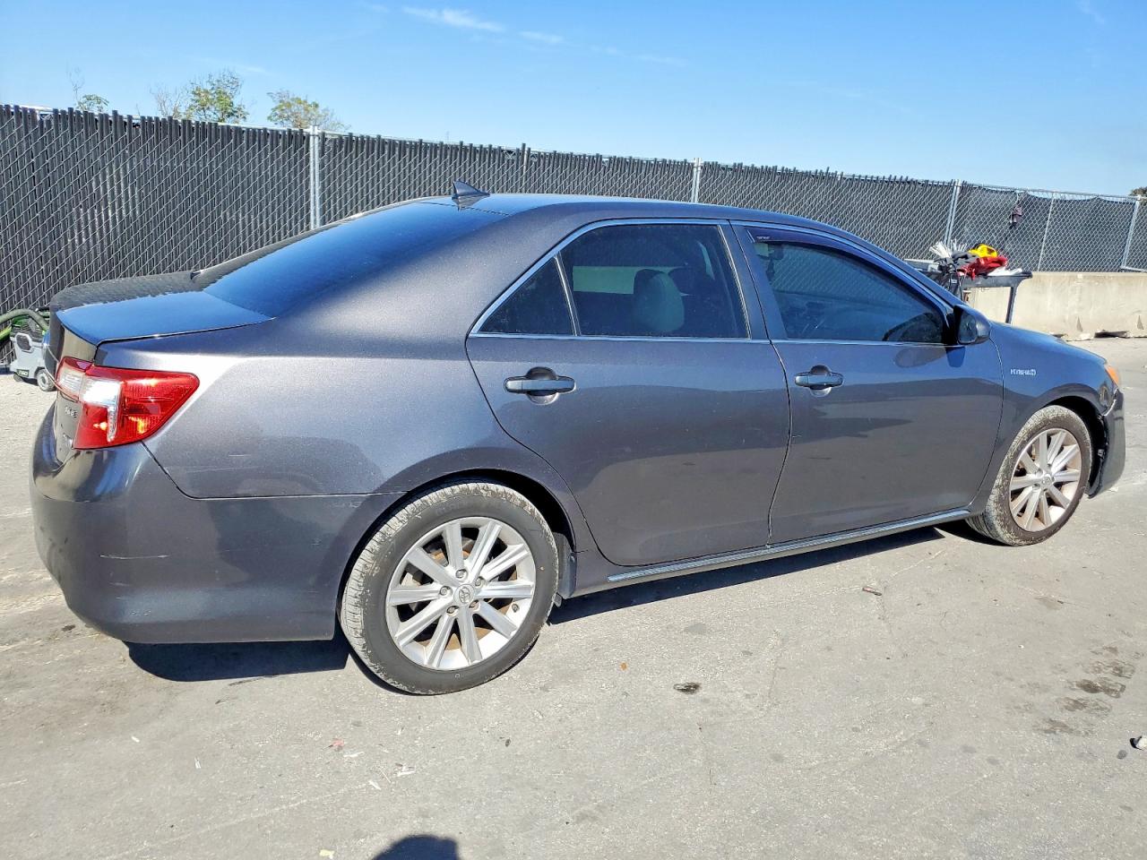 2014 TOYOTA CAMRY HYBRID photo 7