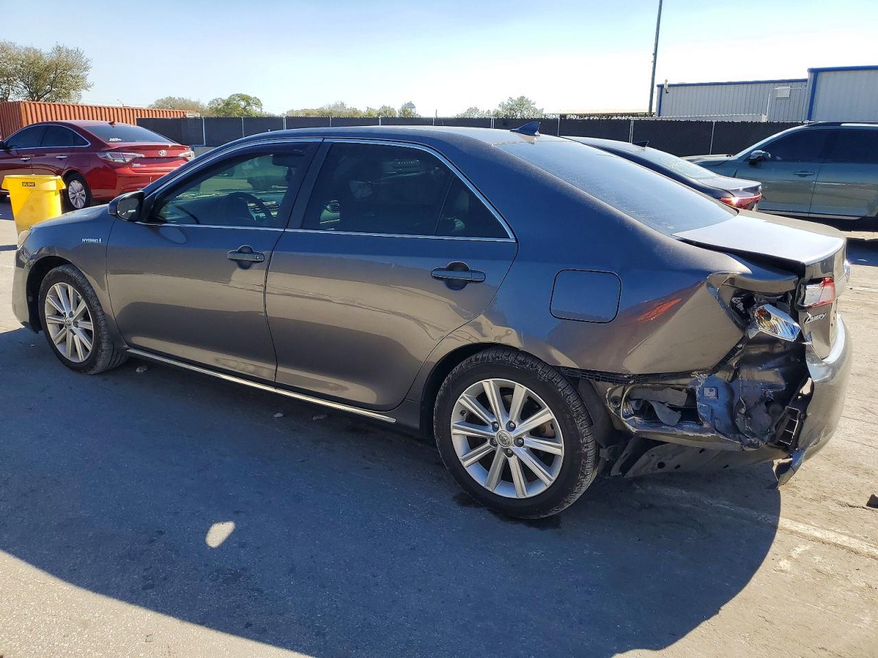 2014 TOYOTA CAMRY HYBRID photo 4