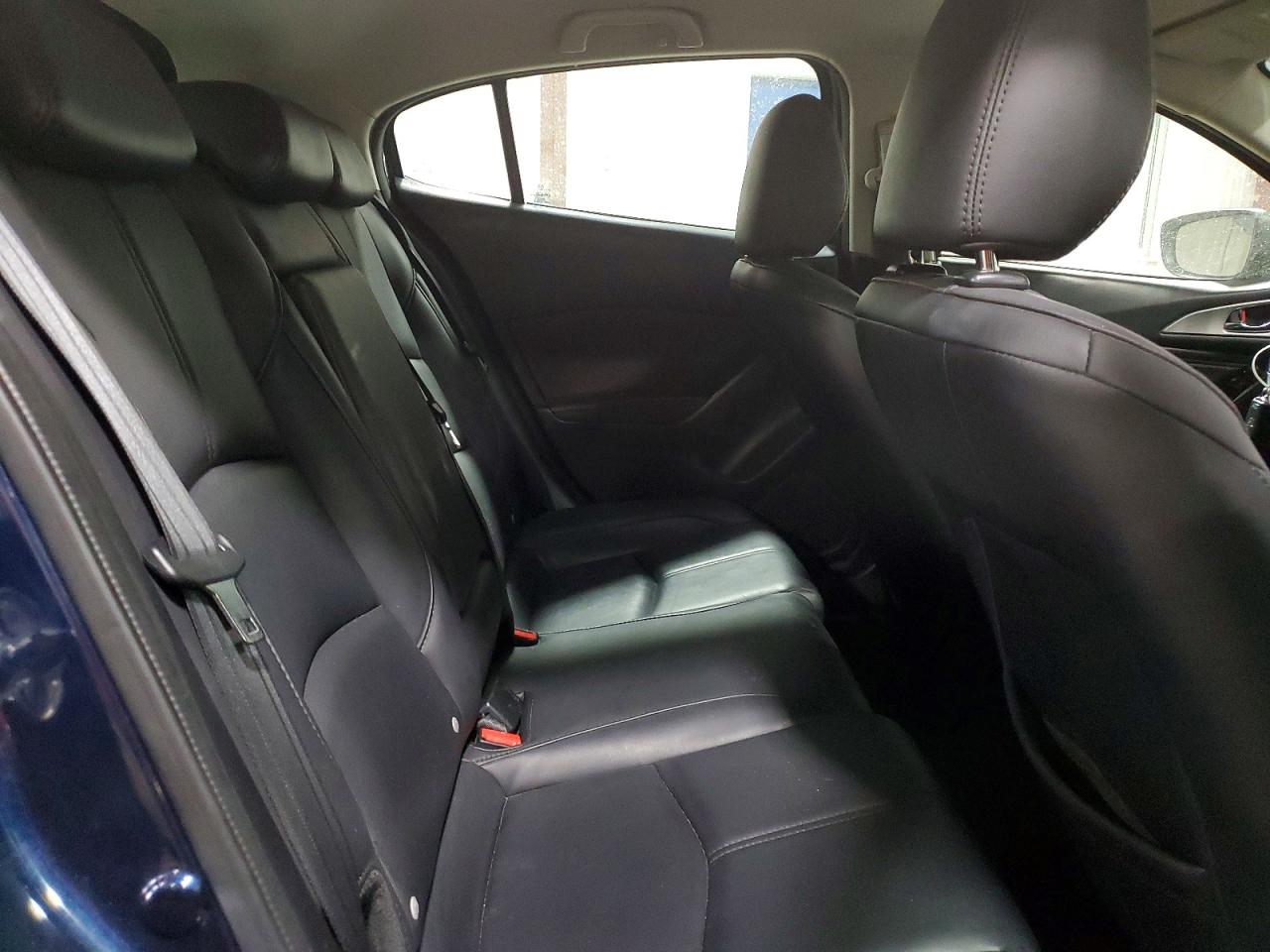 2018 MAZDA 3 TOURING photo 28