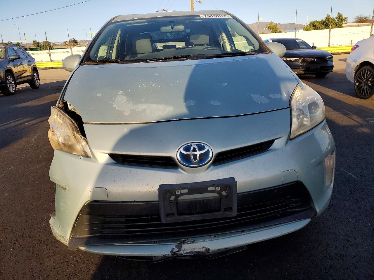 2013 TOYOTA PRIUS photo 5