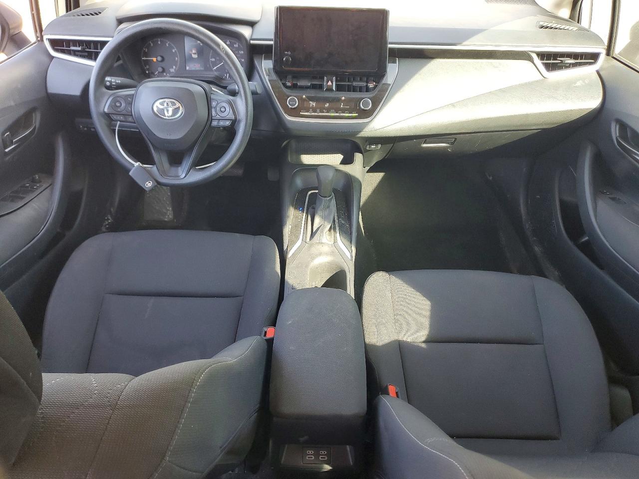 2023 TOYOTA COROLLA LE photo 22