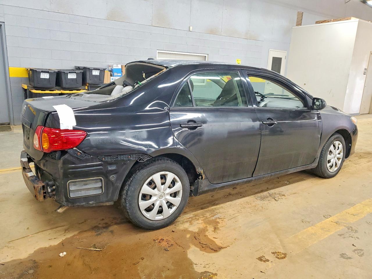 2010 TOYOTA COROLLA BASE photo 5