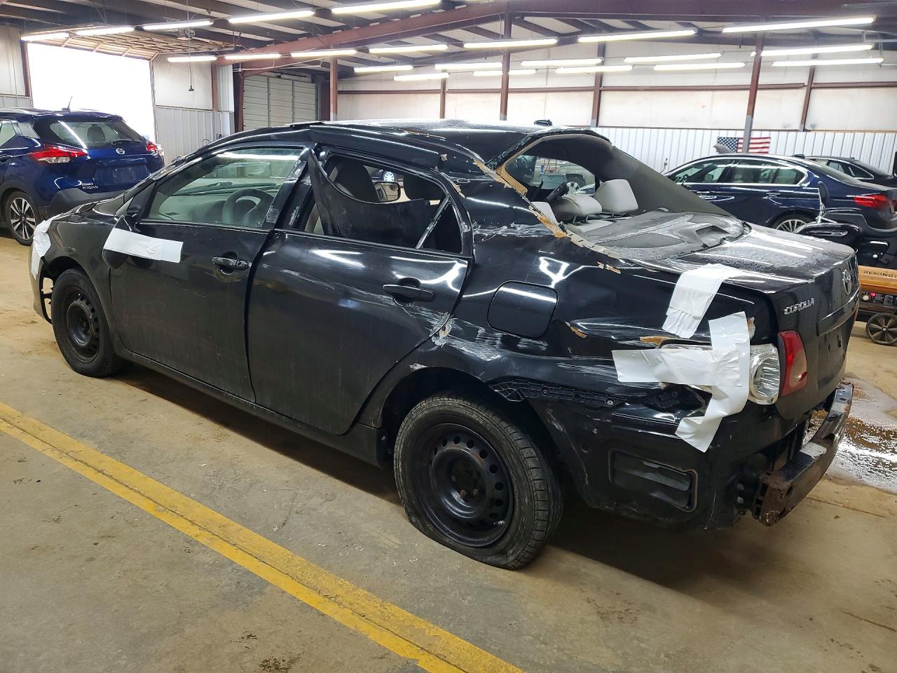 2010 TOYOTA COROLLA BASE photo 3