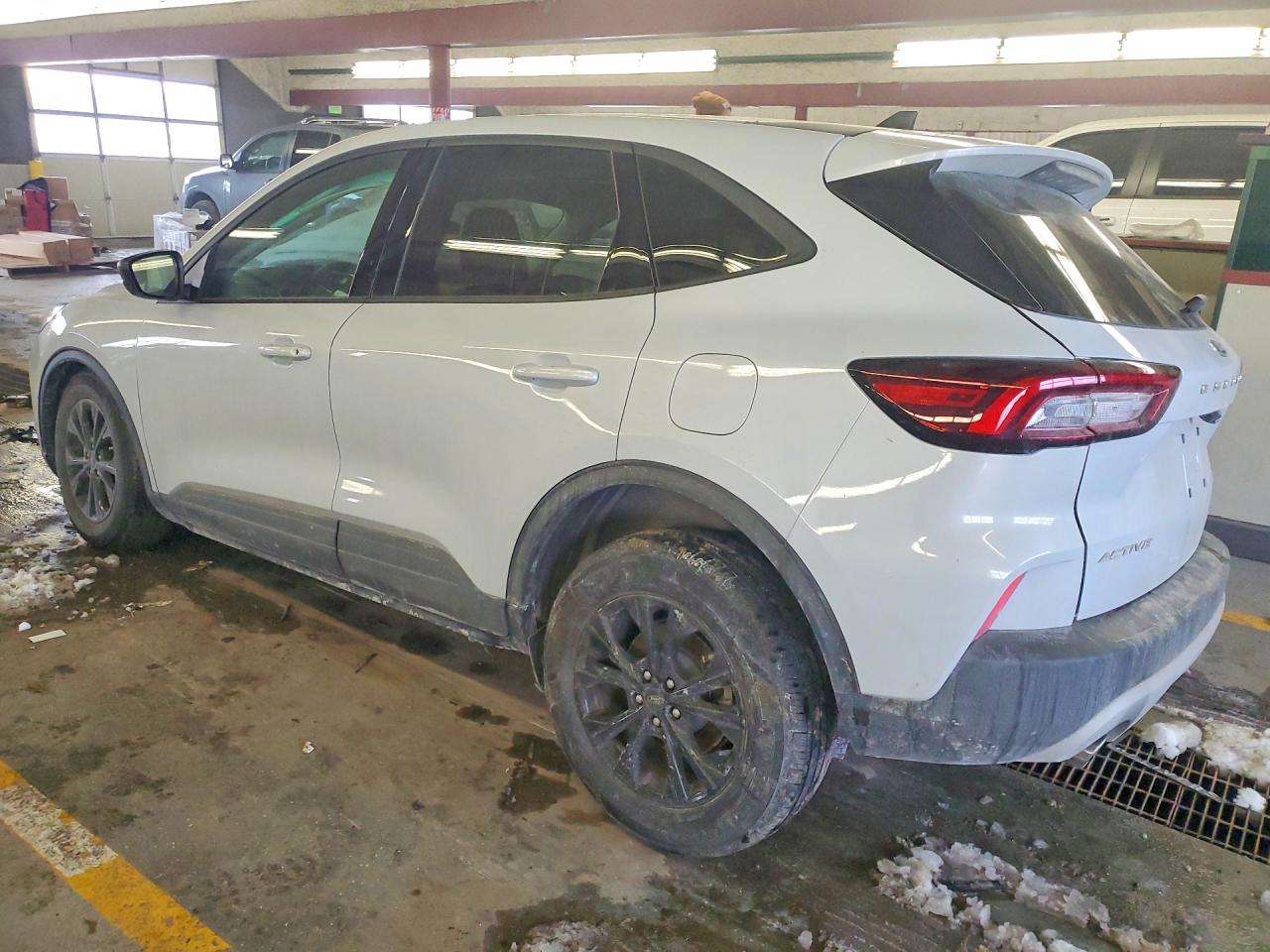 2025 FORD ESCAPE ACTIVE photo 3