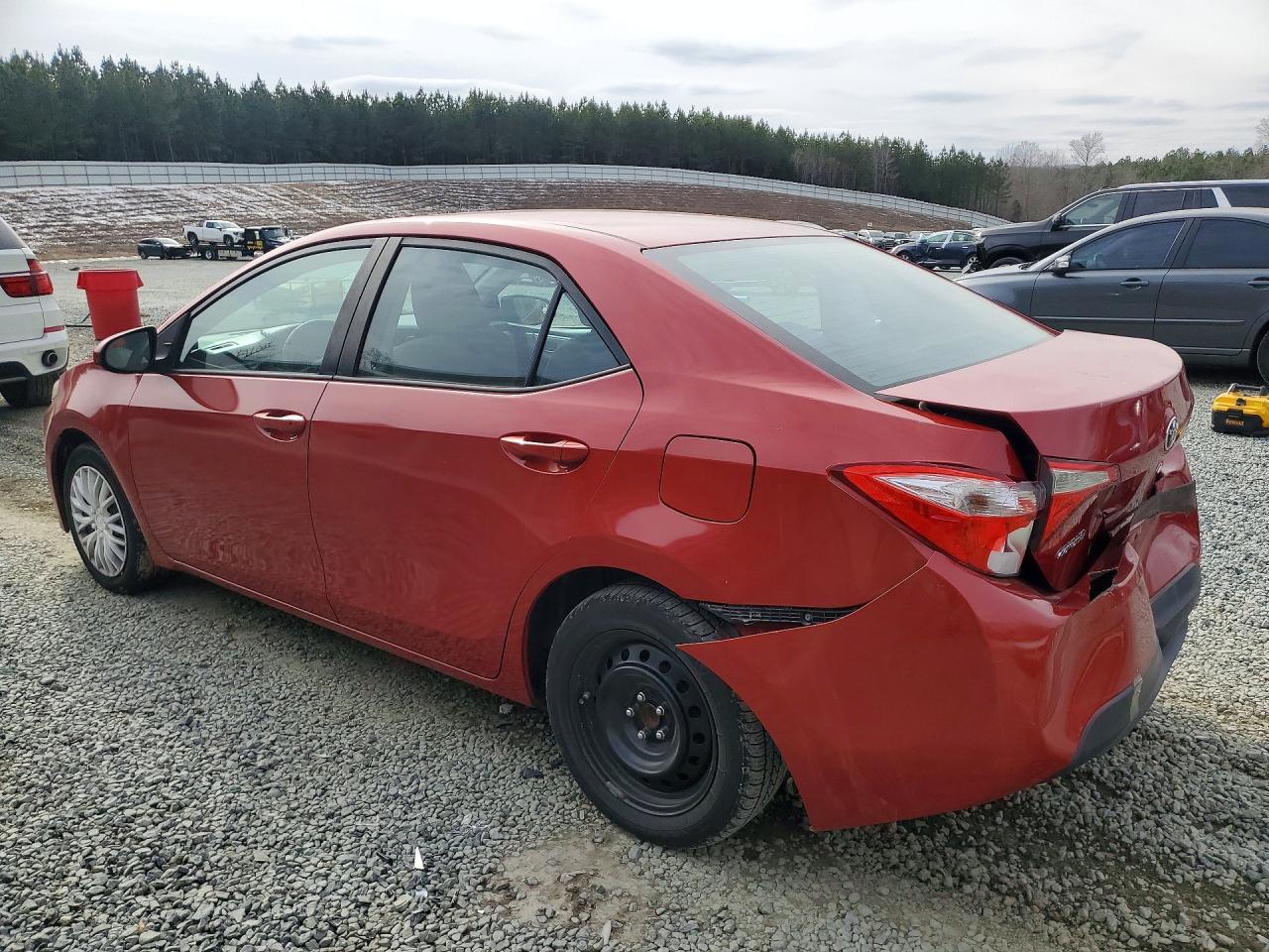 2015 TOYOTA COROLLA photo 4