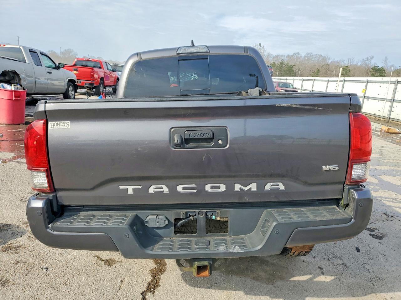2019 TOYOTA TACOMA TRD SPORT photo 11