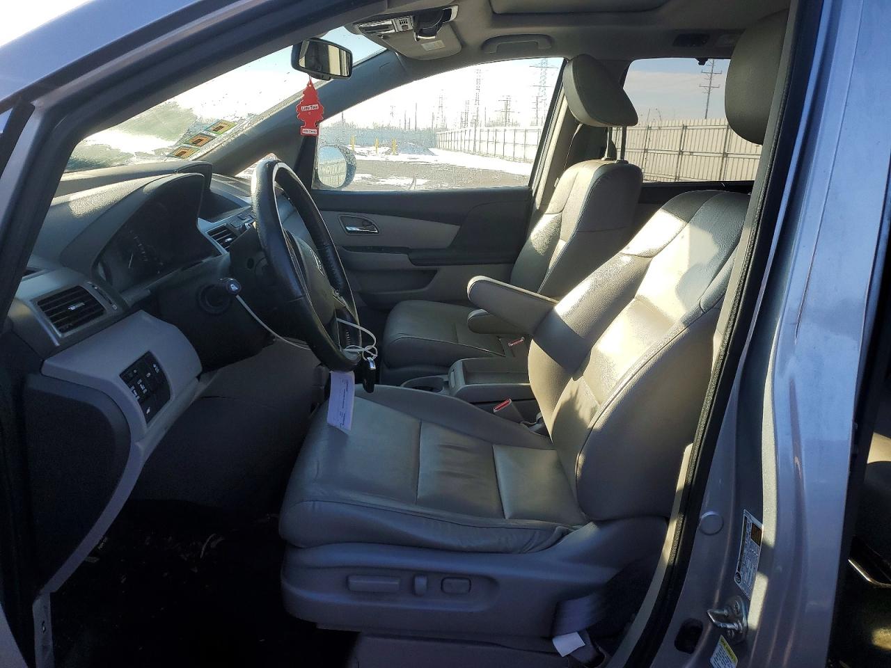 2016 HONDA ODYSSEY EXL photo 13