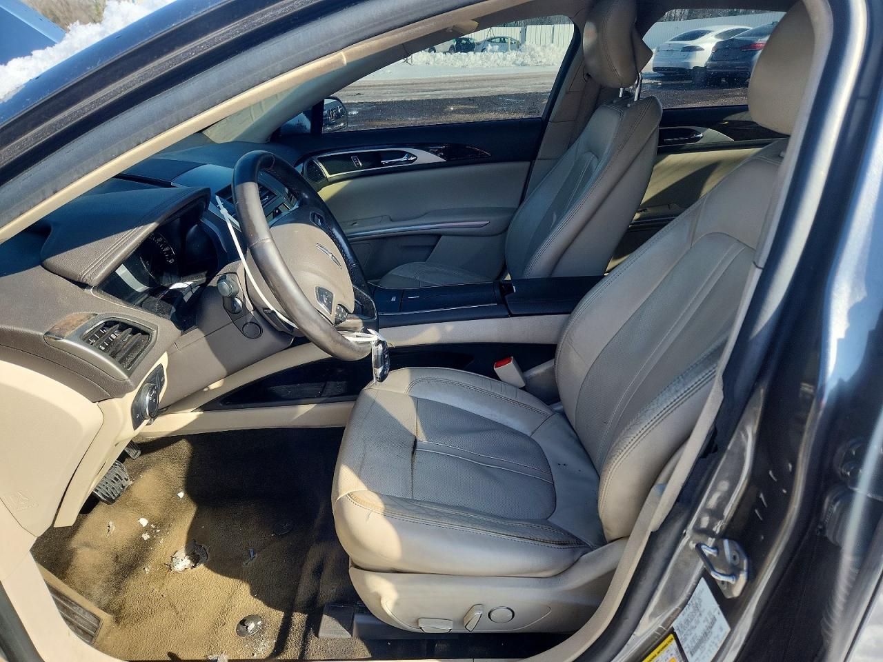 2016 LINCOLN MKZ photo 13