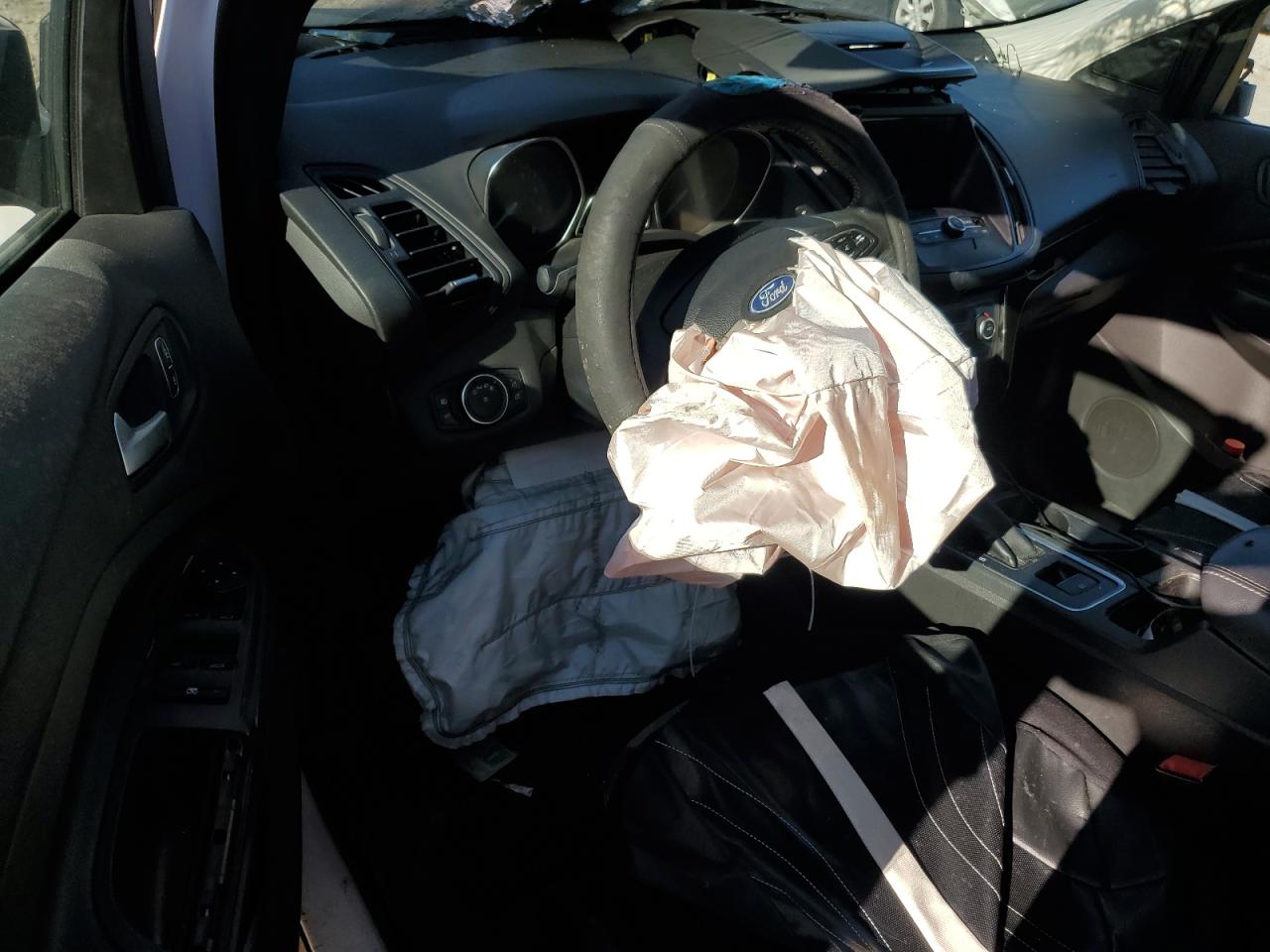 2018 FORD ESCAPE SE photo 22