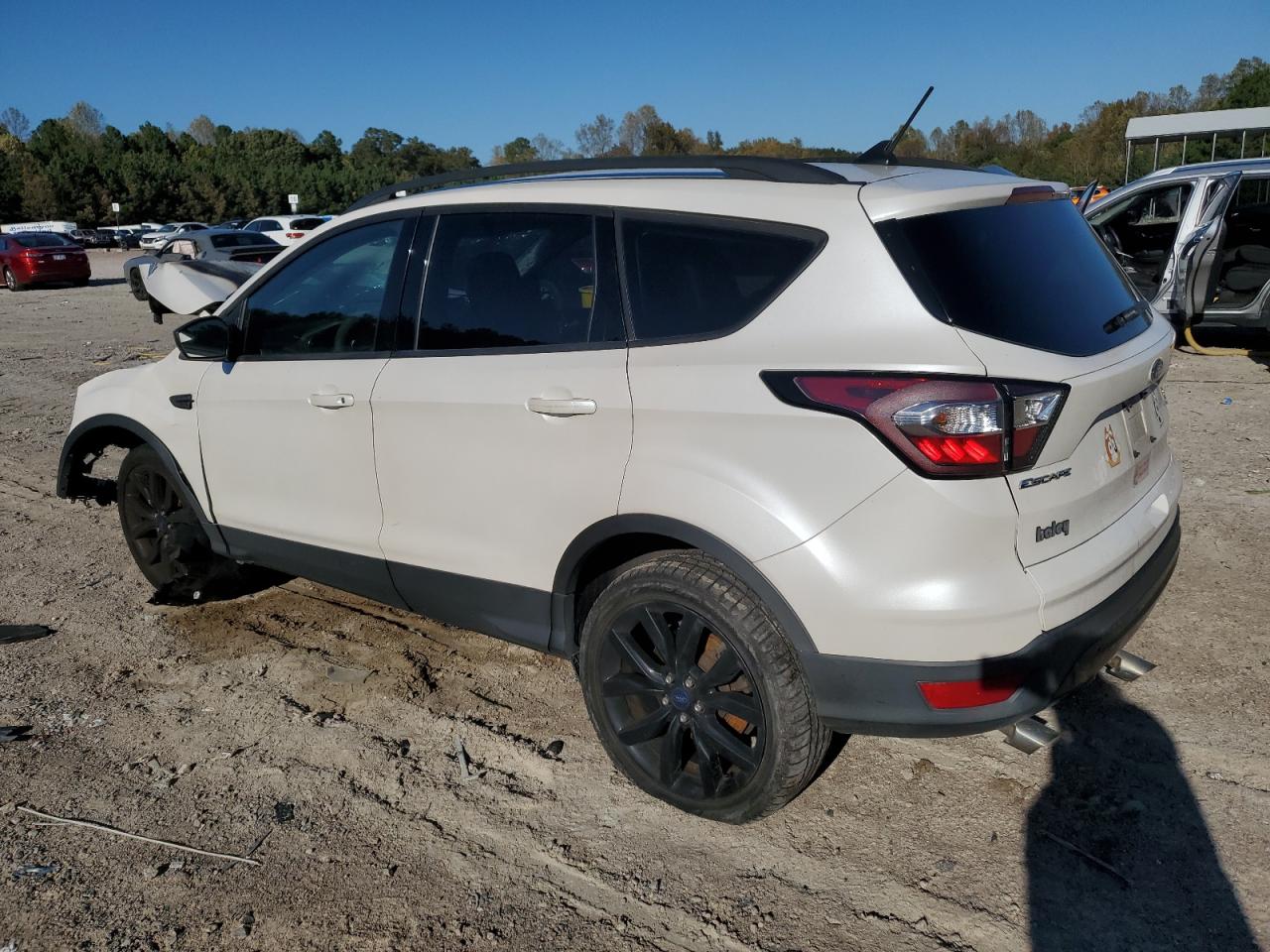 2018 FORD ESCAPE SE photo 4