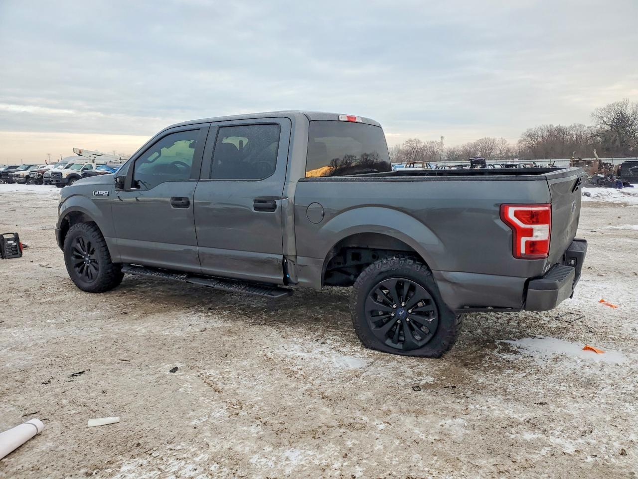 2019 FORD F150 SUPERCREW photo 2