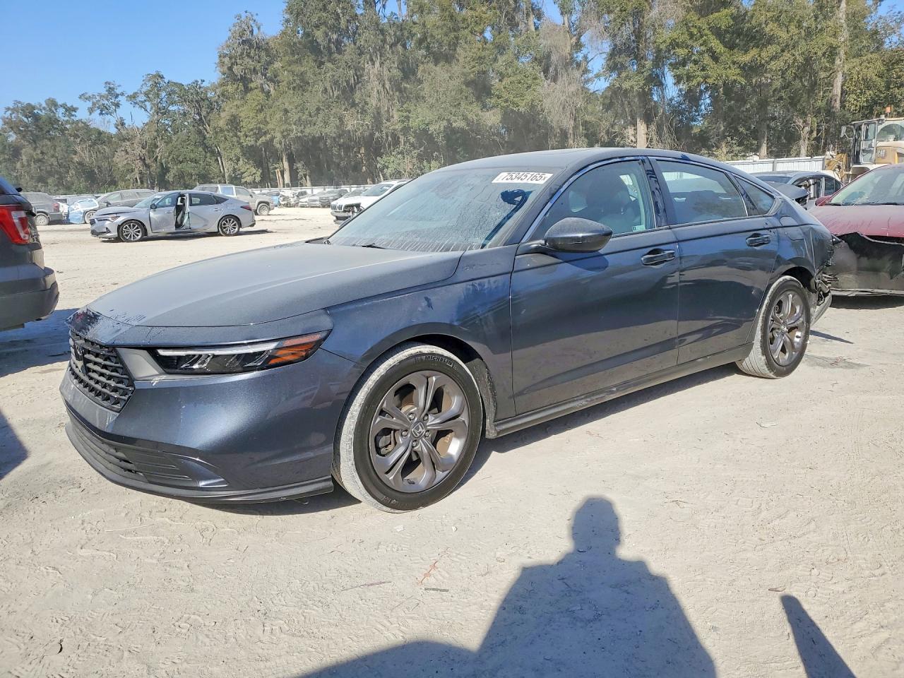 2024 HONDA ACCORD EX photo 2