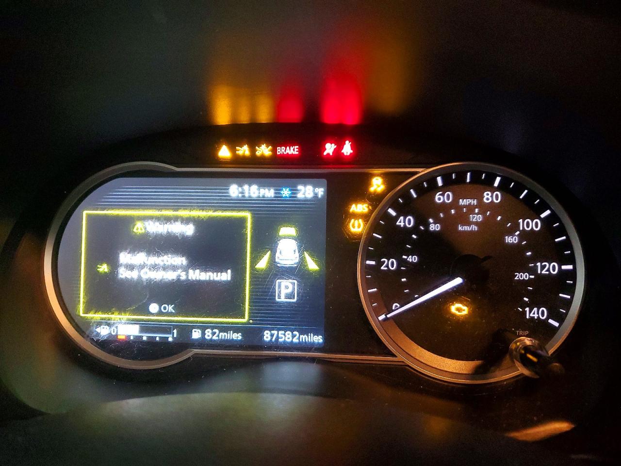 2020 NISSAN KICKS SR photo 25