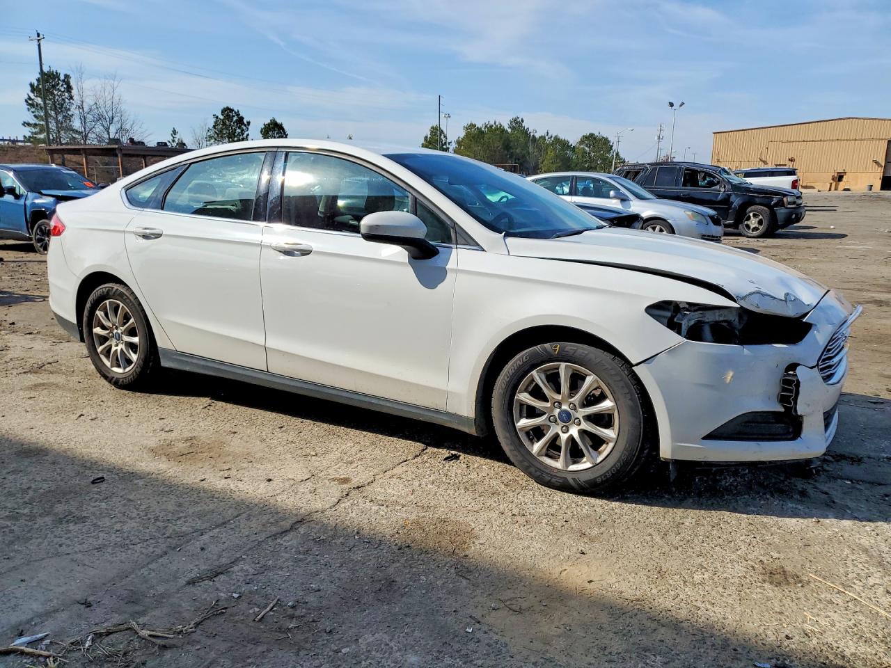 2015 FORD FUSION S photo 4