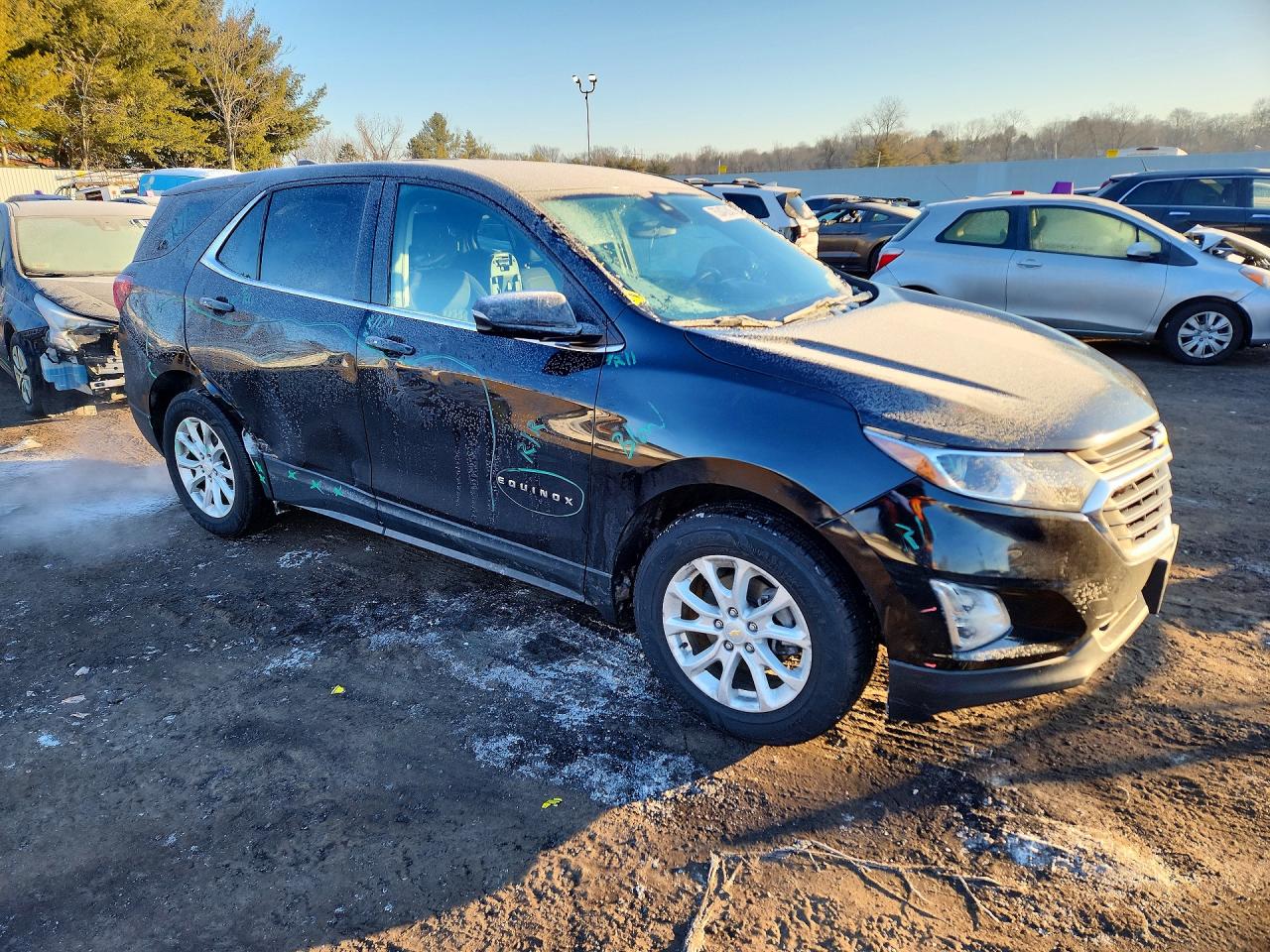 2019 CHEVROLET EQUINOX LT photo 4