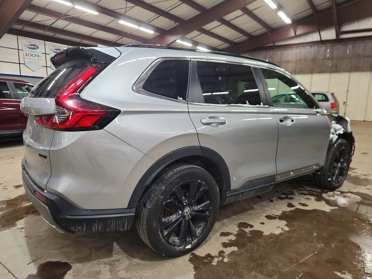 2024 HONDA CR-V SPORT TOURING photo 5