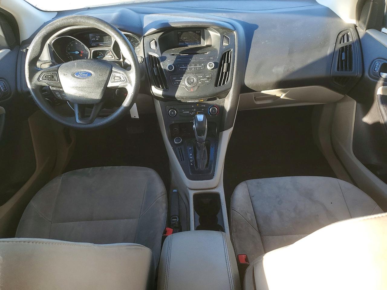 2015 FORD FOCUS SE photo 15