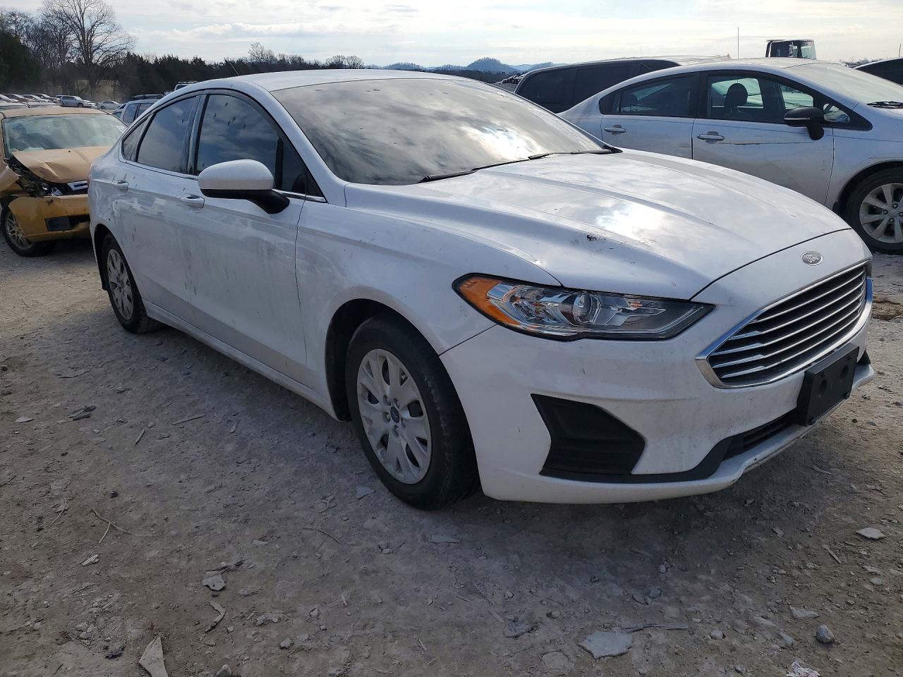 2019 FORD FUSION S photo 7