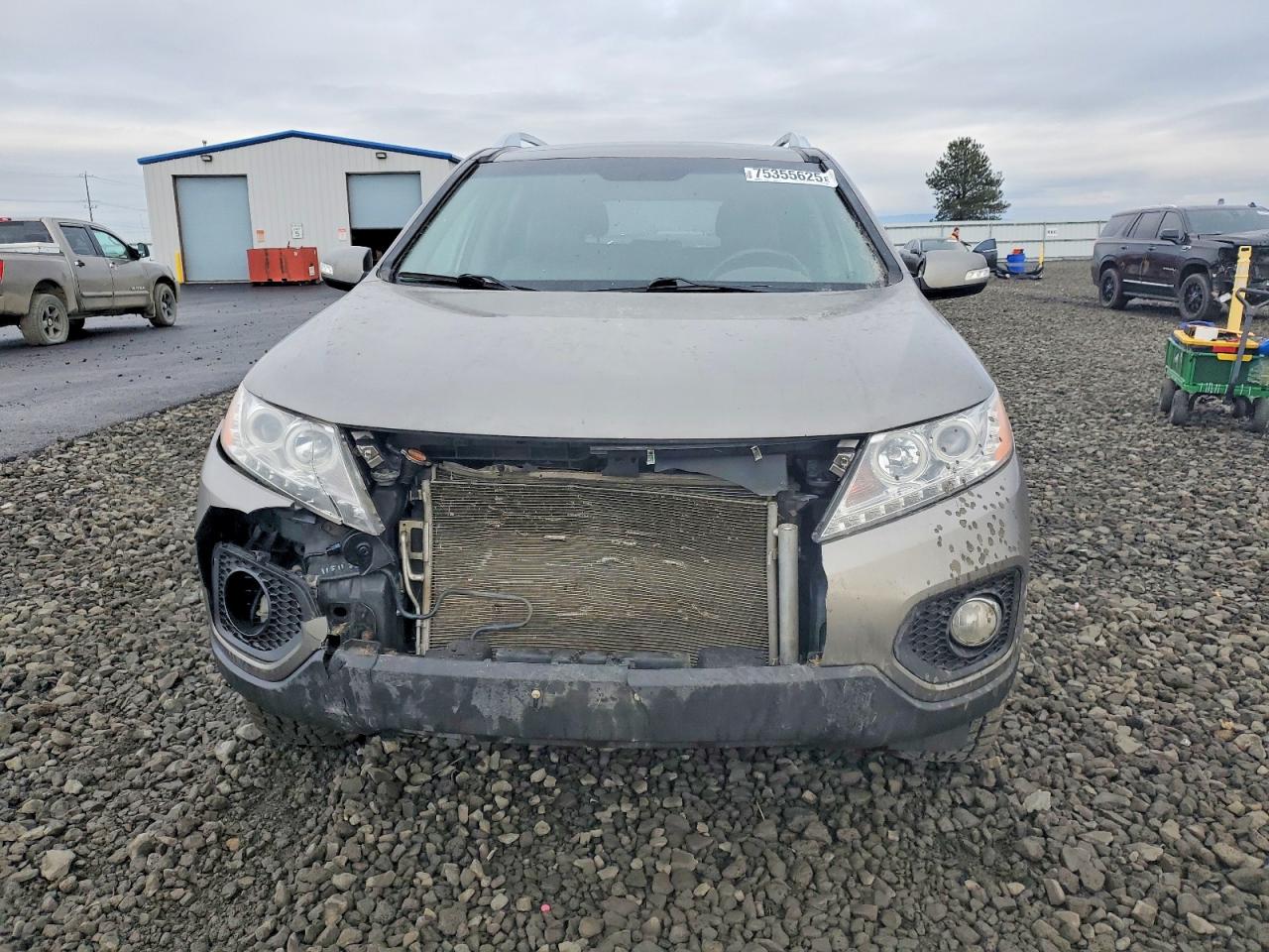 2011 KIA SORENTO photo 9