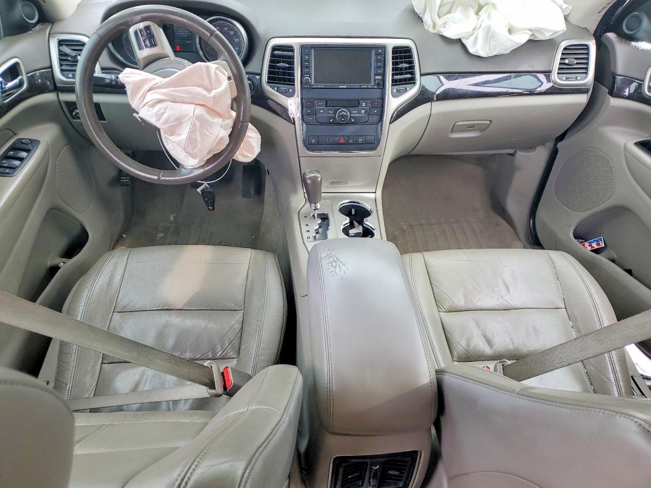 2011 JEEP GRAND CHEROKEE LAREDO photo 8