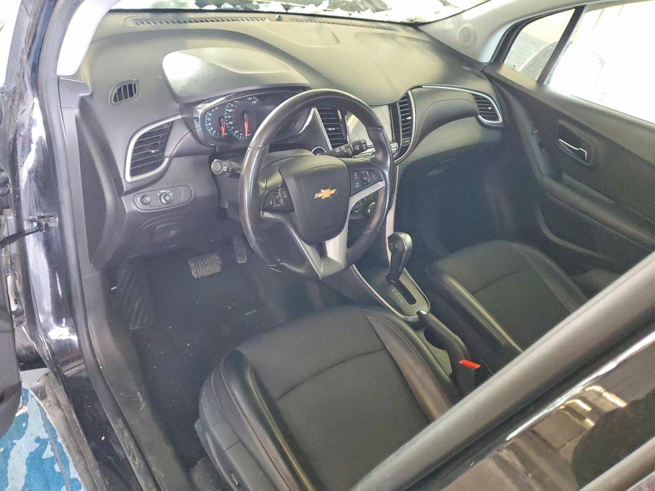 2019 CHEVROLET TRAX 1LT photo 8