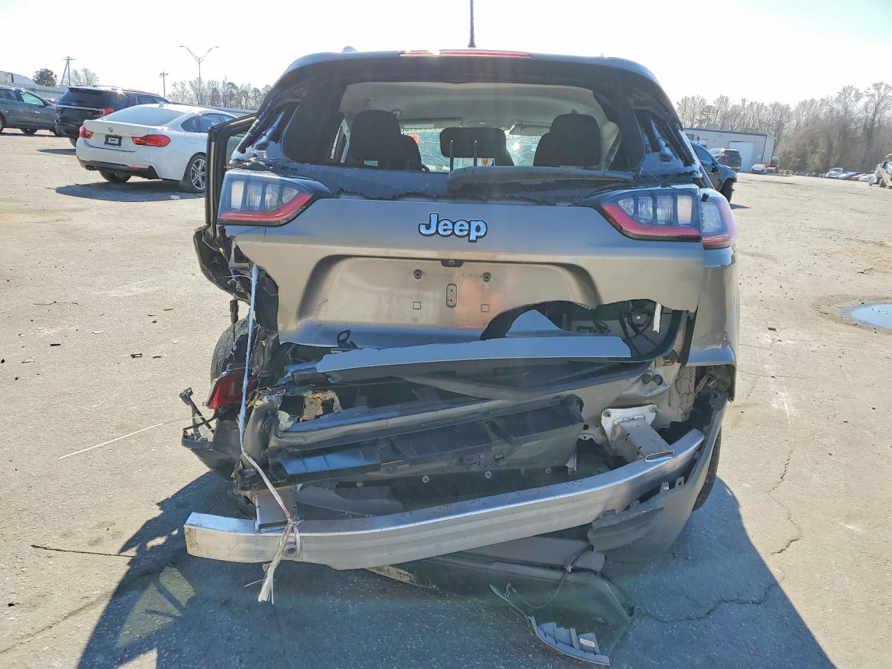 2021 JEEP CHEROKEE LATITUDE photo 6