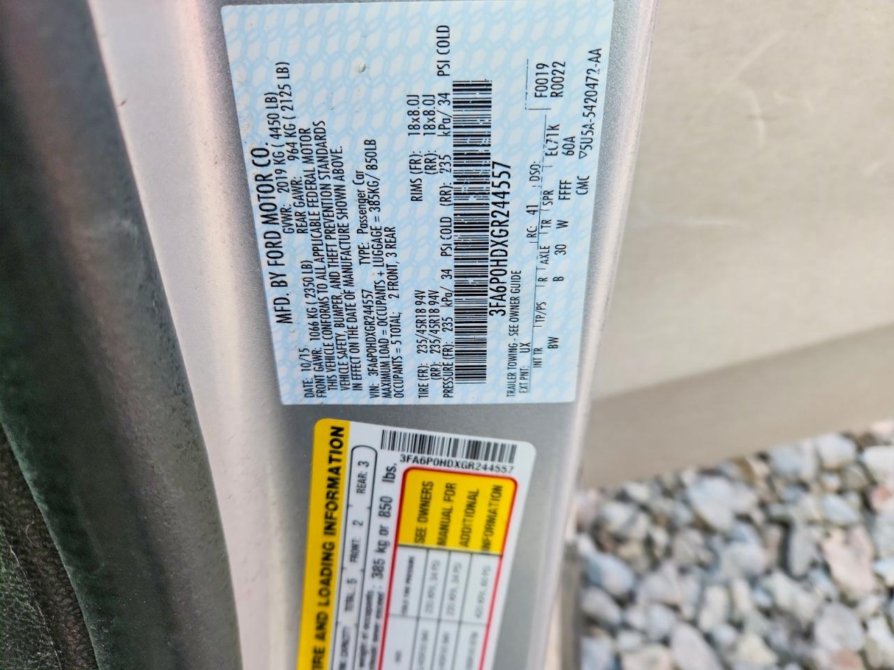 2016 FORD FUSION SE photo 23