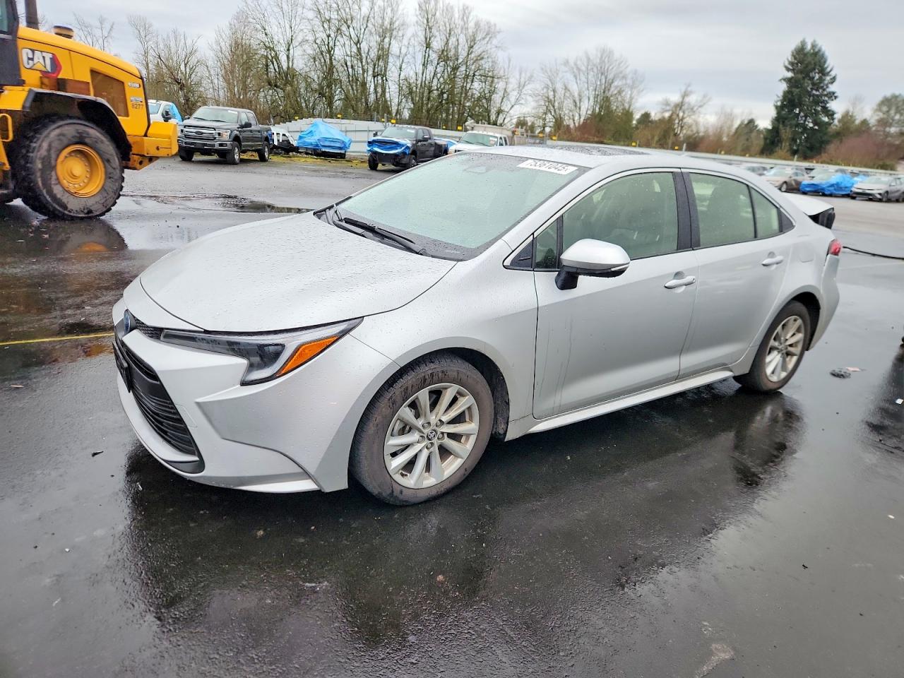 2025 TOYOTA COROLLA