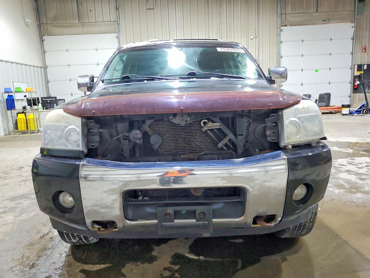 2004 NISSAN ARMADA SE photo 9