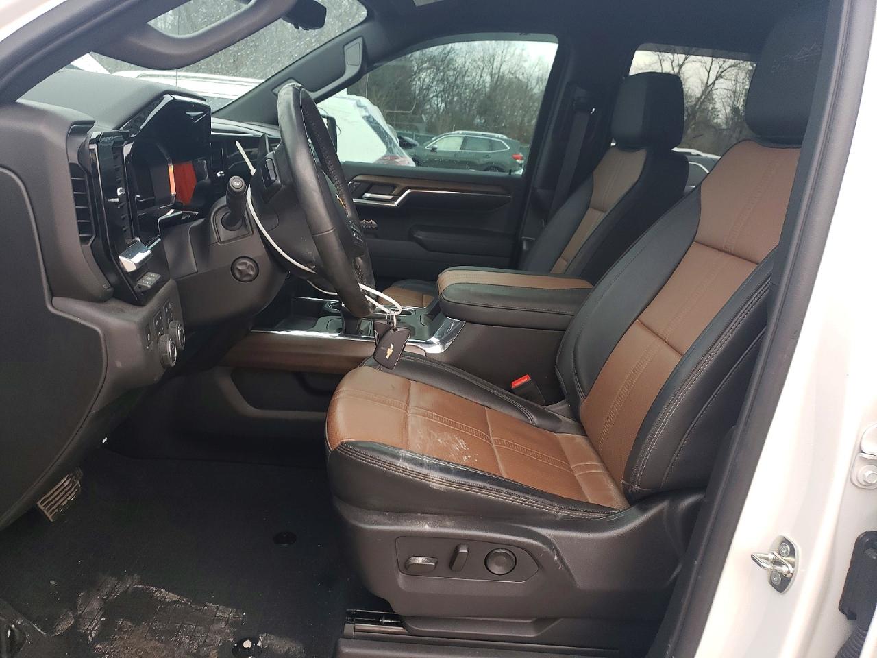 2024 CHEVROLET SILVERADO K1500 HIGH COUNTRY photo 7
