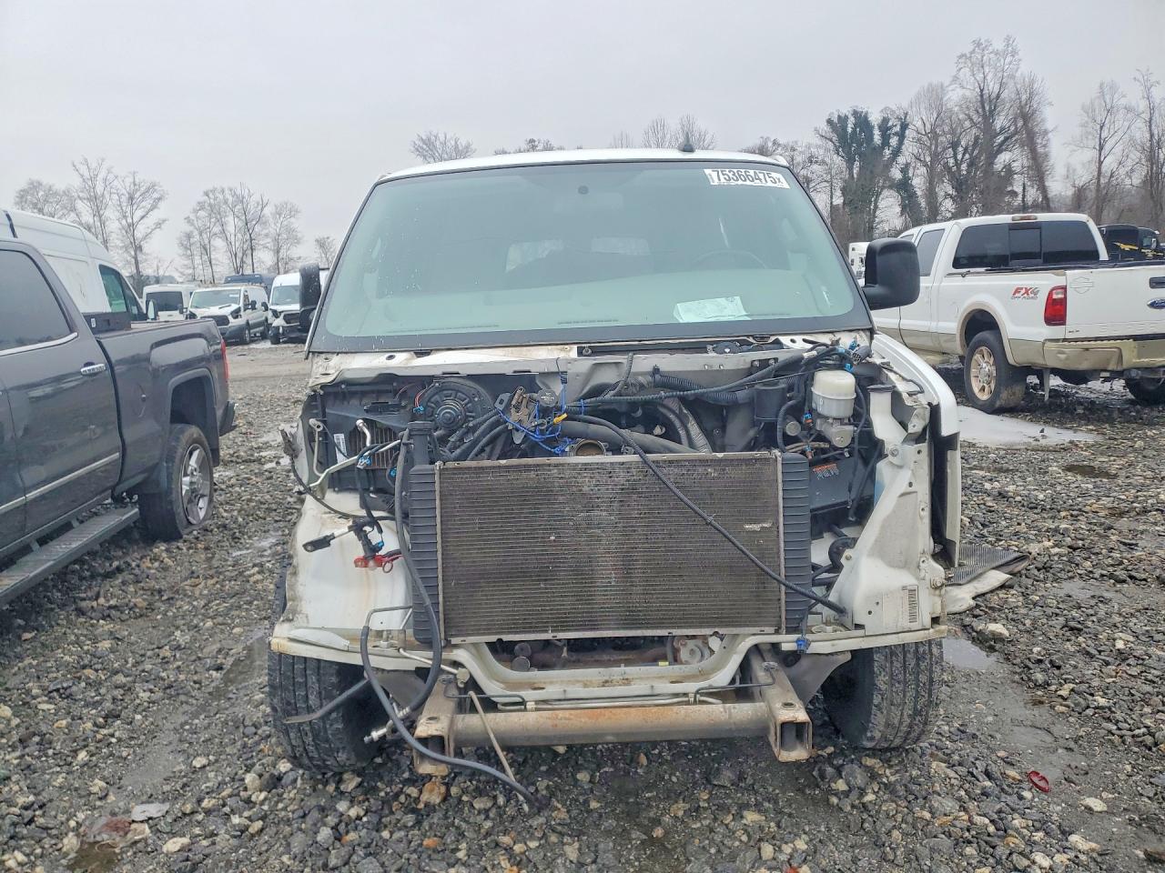 2017 CHEVROLET EXPRESS G3500 LT photo 5