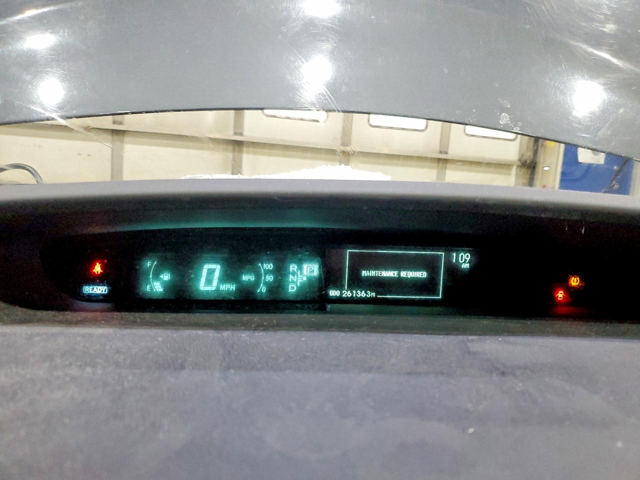 2013 TOYOTA PRIUS THREE photo 17