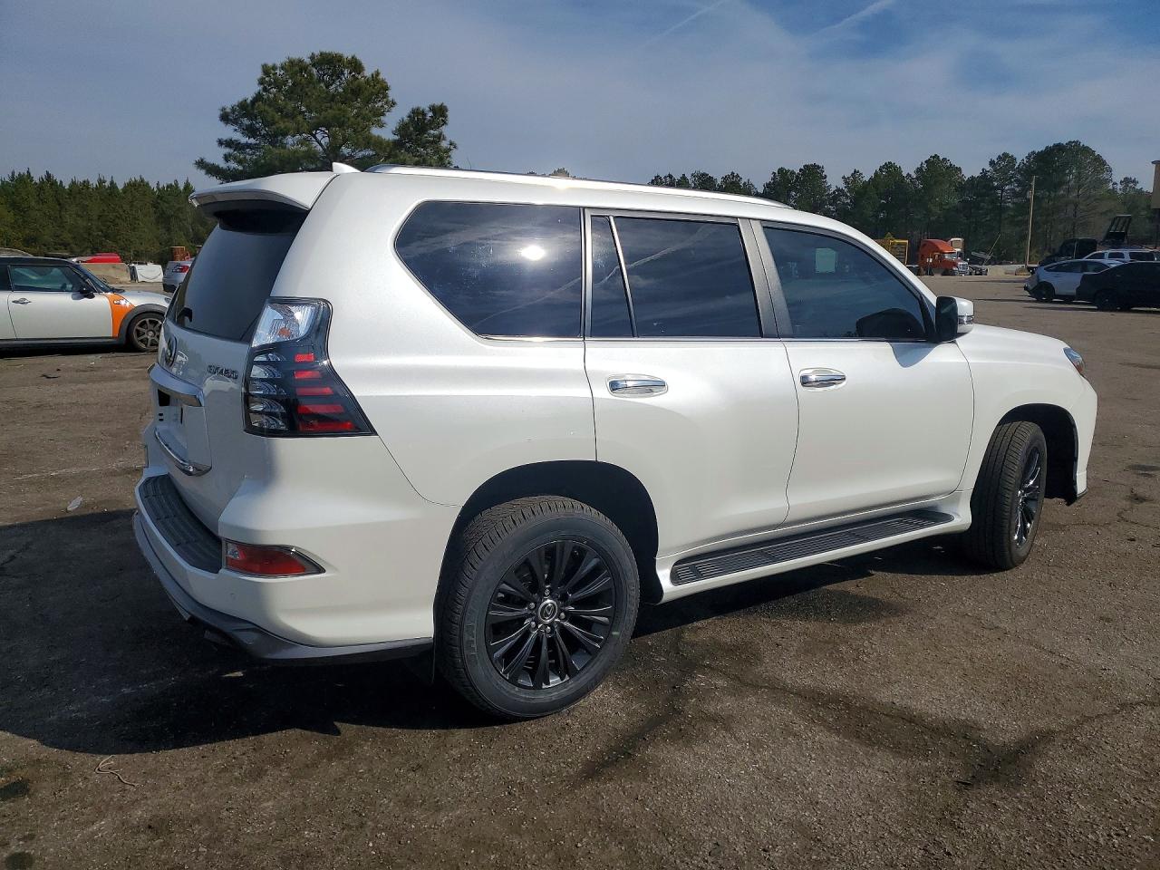 2023 LEXUS GX 460 photo 7