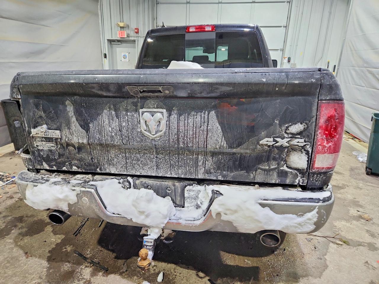 2017 RAM 1500 SLT photo 11