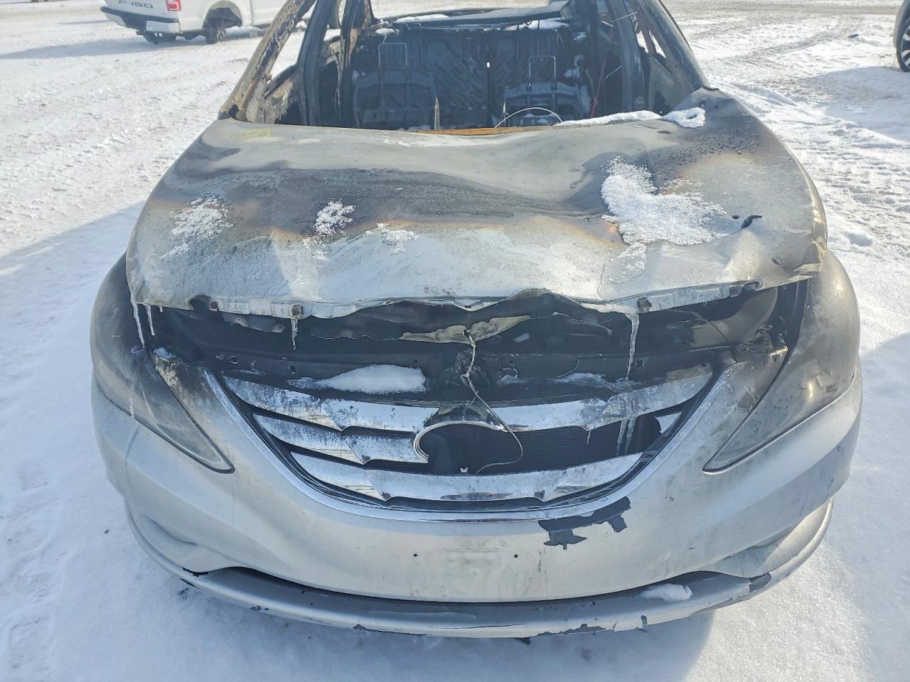 2011 HYUNDAI SONATA SE photo 31