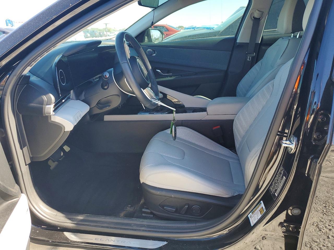 2024 HYUNDAI ELANTRA LIMITED photo 7