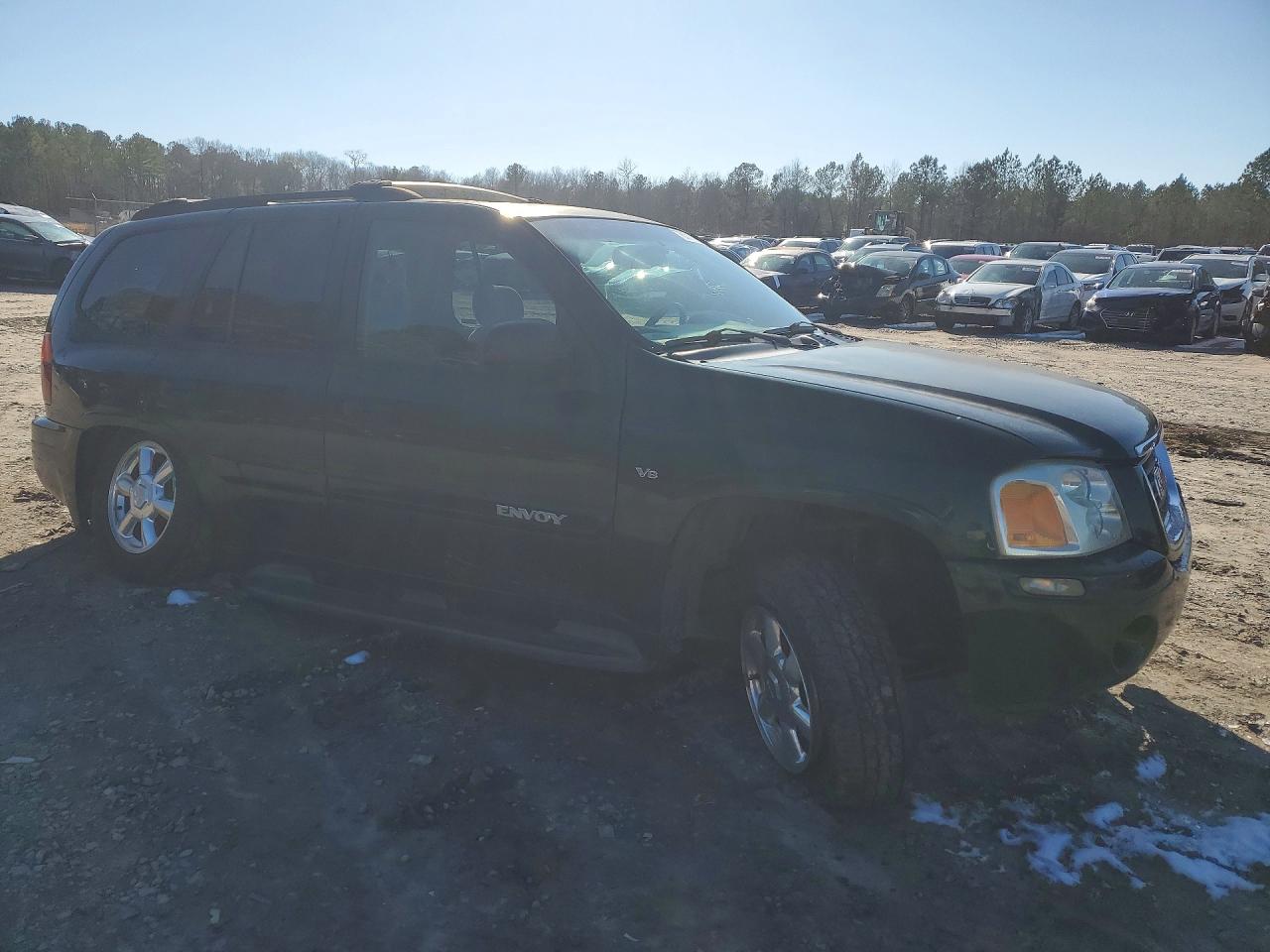 2002 GMC ENVOY photo 10