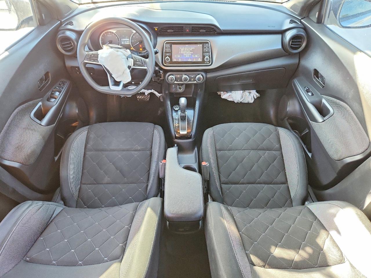 2020 NISSAN KICKS S photo 15
