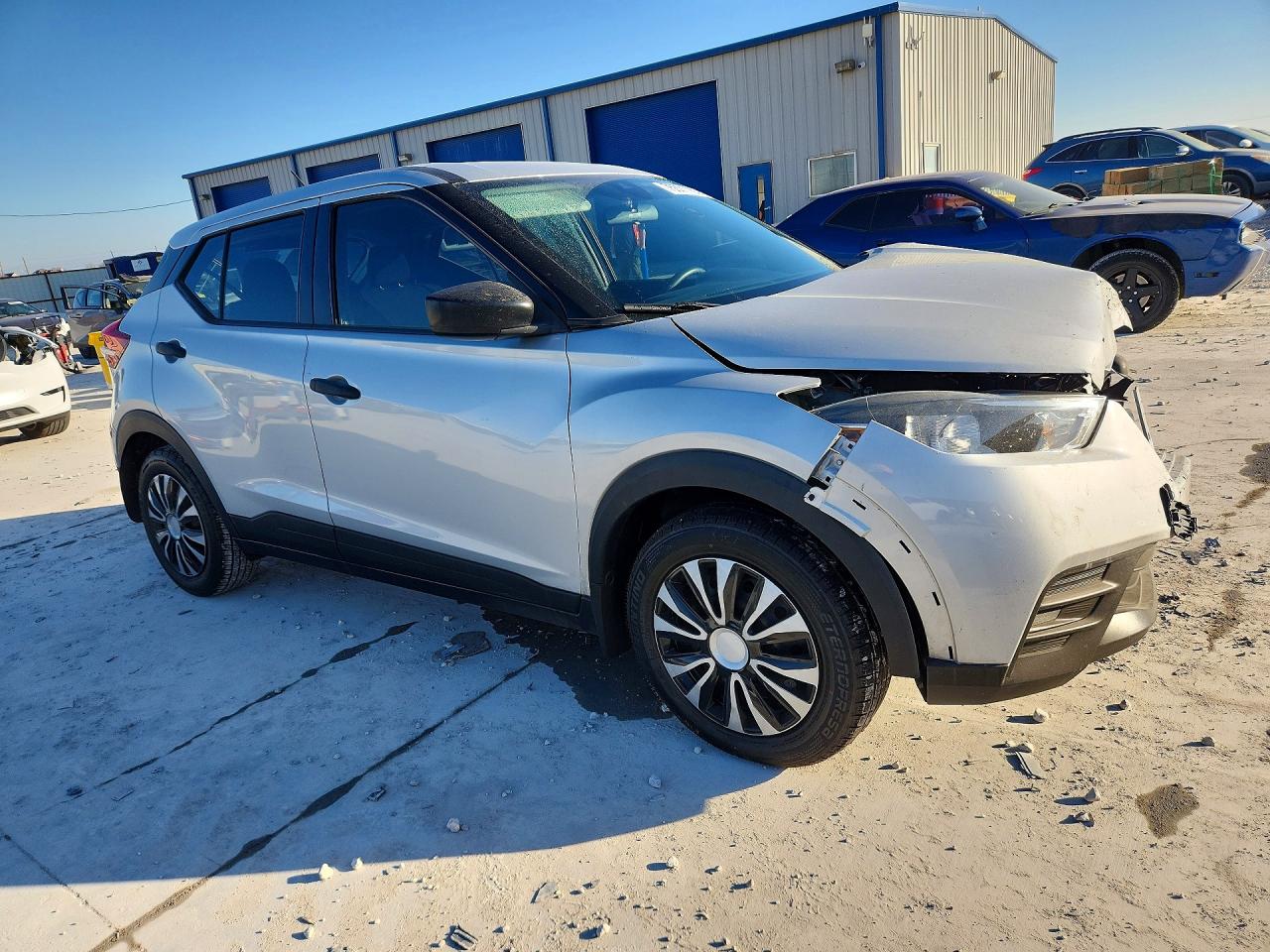 2020 NISSAN KICKS S photo 7