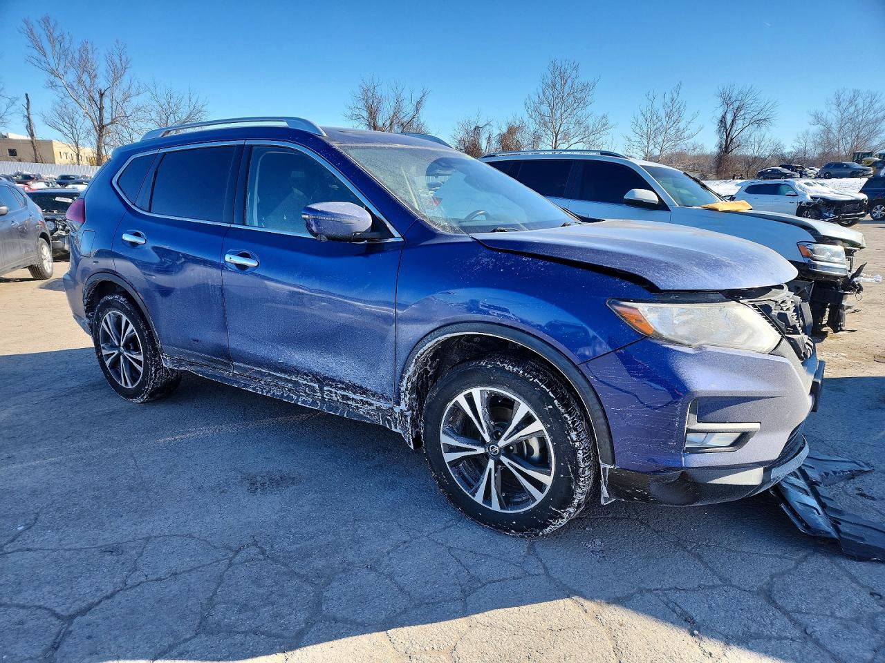 2020 NISSAN ROGUE S photo 4