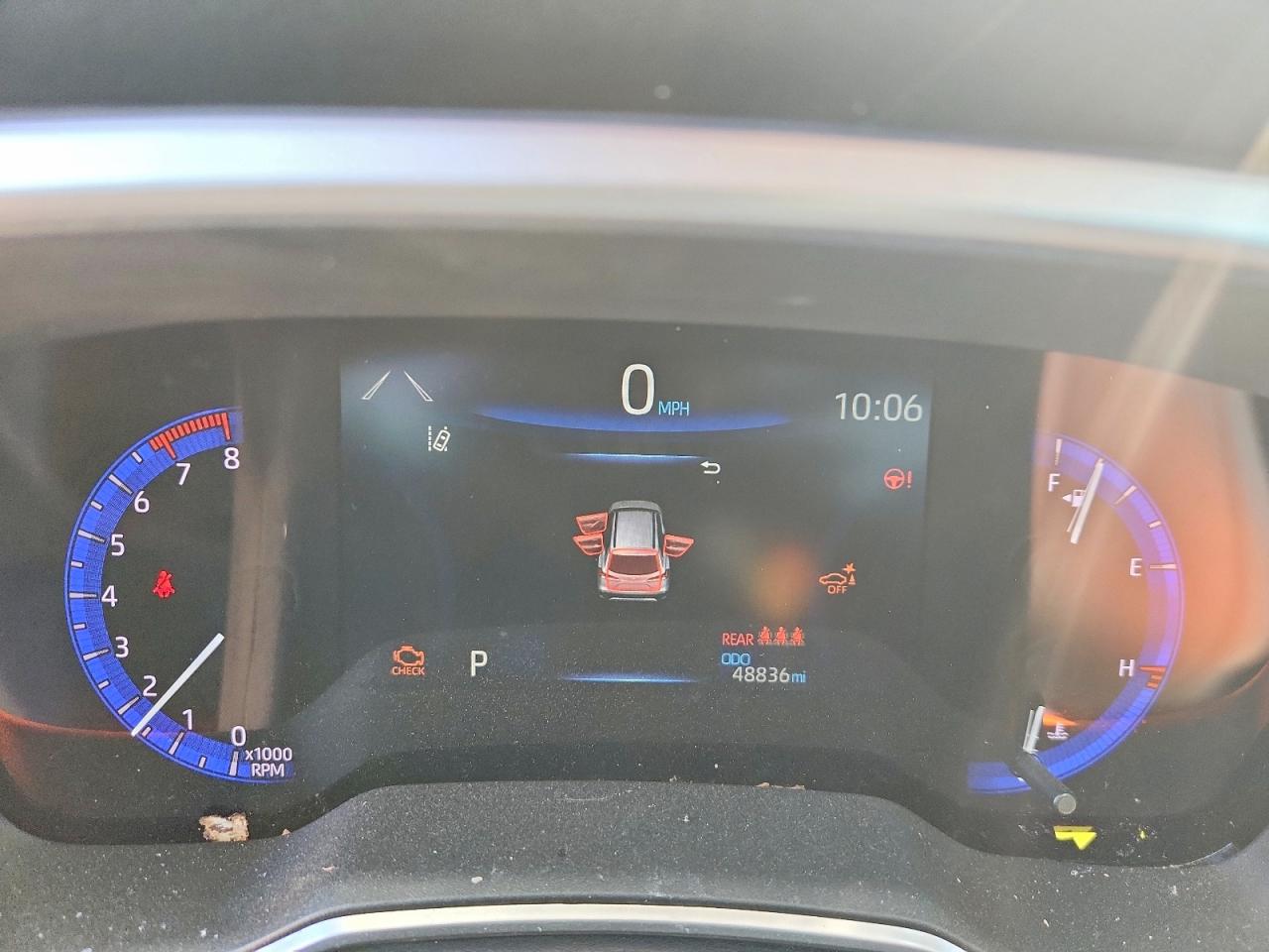 2022 TOYOTA COROLLA CROSS XLE photo 9